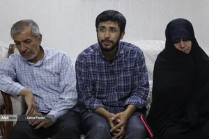 دیدار با خانواده شهید
