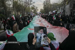 تشییع پیکر شهیدان لاریجانی، سلیمانی و شهدای ناو دنا نیروی دریایی ارتش