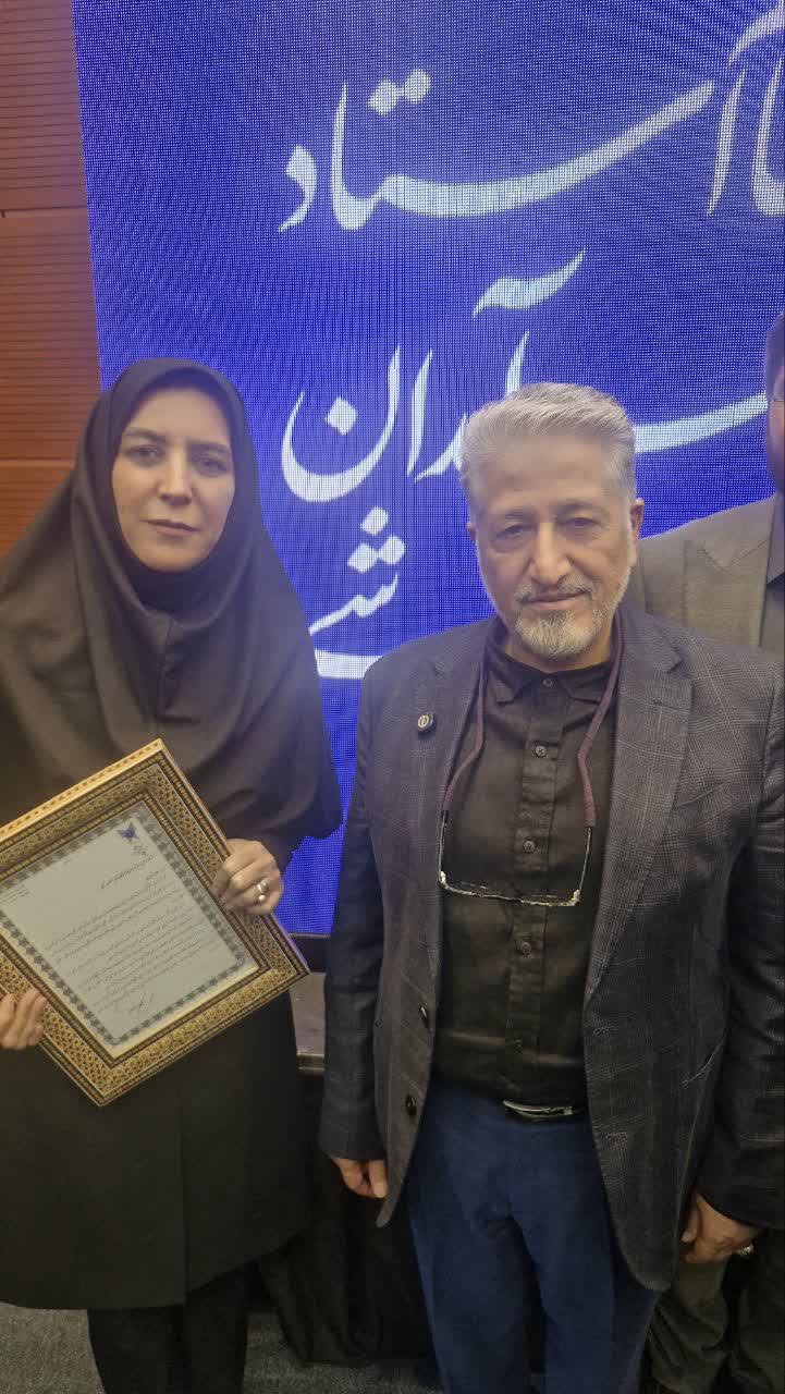 وقتی دانش‌آموز، معلمِ همکلاسی‌اش می‌شود؛ رویکرد نوآورانه یک آموزگار در کلاس درس با طعم اعتمادبه‌نفس