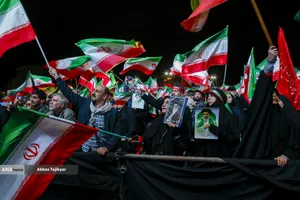 اجتماع مردمی در حمایت از رزمندگان اسلام_میدان انقلاب
