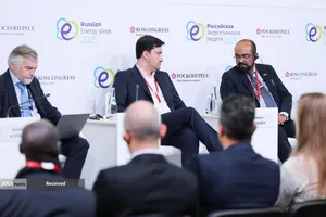 نشست عمومی هشتمین مجمع بین&zwnj;المللی &laquo;هفته انرژی روسیه&raquo; در مسکو