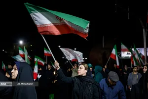 اجتماع مردمی در حمایت از رزمندگان اسلام - میدان صنعت
