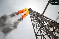 افزایش قیمت نفت در پی تهدید ترامپ علیه زیر ساخت‌های ایران