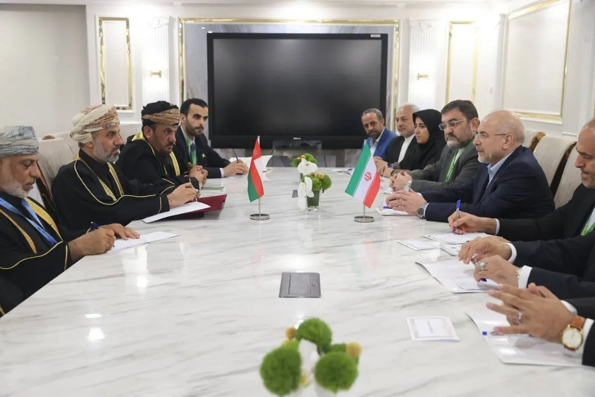 رئیس مجلس ایران با همتای عمانی دیدار و گفت‌وگو کرد