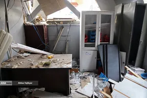 بازدید اصحاب رسانه از پایگاه مدیرت بحران نازی&zwnj;آباد و خودروهای آسیب دیده اورژانس در اثر تجاوز صهیونیستی آمریکایی