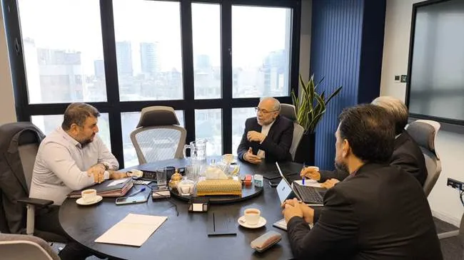 دانشگاه آزاد 