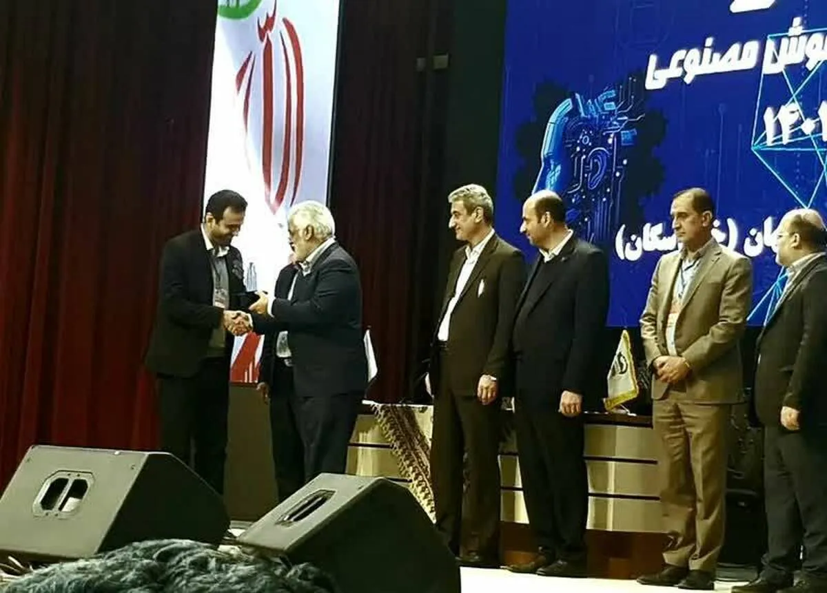 ارائه محصولاتی با کاربرد هوش مصنوعی در تجارت الکترونیک