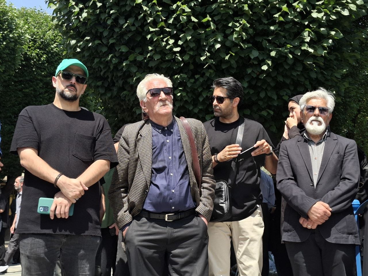 پیکر بهروز رضوی تشییع شد+ عکس