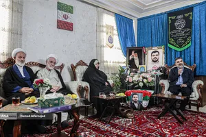 سخنرانی حسن فارسی جوکار مدیر گروه رسانه دانشگاه انقلاب اسلام در دیدار با خانواده شهید نخبه علی خدایاری
