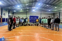 قهرمانی تیم کرمان در مسابقات والیبال کارکنان منطقه ۶ دانشگاه آزاد