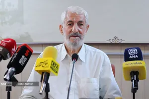 احمد عطایی مدیرعامل موسسه قدر ولایت و مسئول ستاد نمایشگاه در نشست خبری نمایشگاه تخصصی کتب تاریخ معاصر