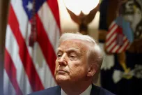 آیا ترامپ برای فرار از «لجن‌زار اپستین» به توافق با ایران پناه آورده است؟