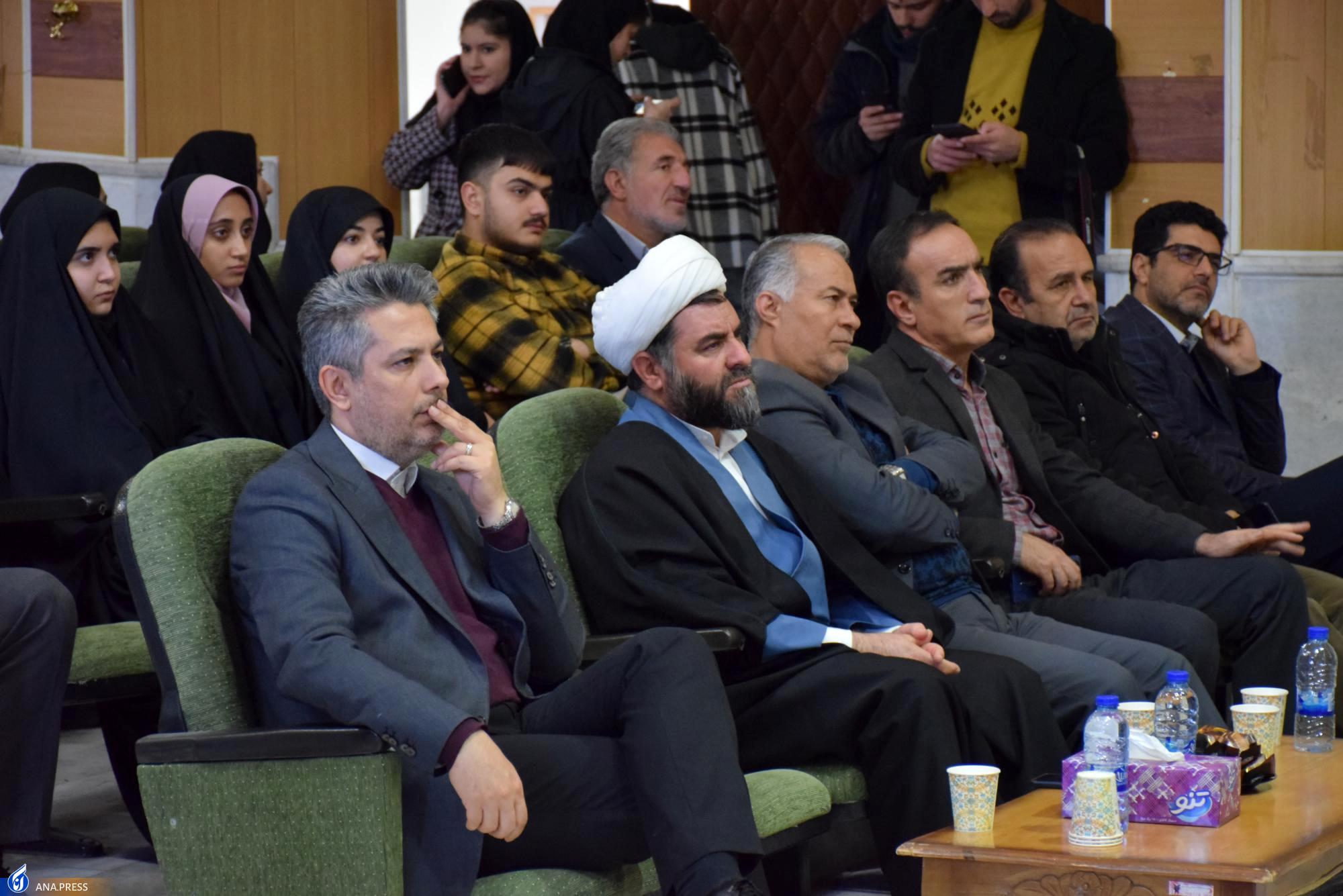 نشست انتخاباتی در دانشگاه آزاد خوی