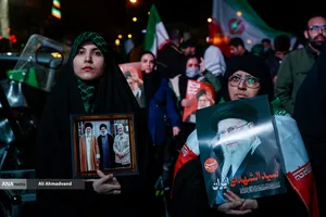 اجتماع مردمی در خونخواهی امام شهید امت - میدان انقلاب