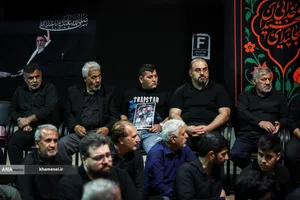 مراسم عزاداری شام غریبان حسینی در جوار محل شهادت قائد شهید