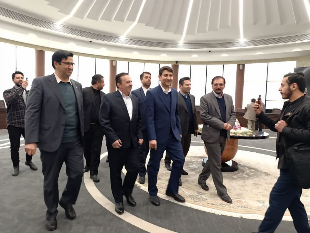 بازدید وزیر ارتباطات از پارک علم و فناوری دانشگاه آزاد قزوین