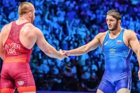 مصاف دوباره غول‌های سنتی روسیه و آمریکا بعد از ۴ سال؛ این‌بار اسنایدر قهرمانِ جهان است!