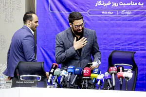 نشست خبری مهدی قمی شهردار منطقه 11 تهران