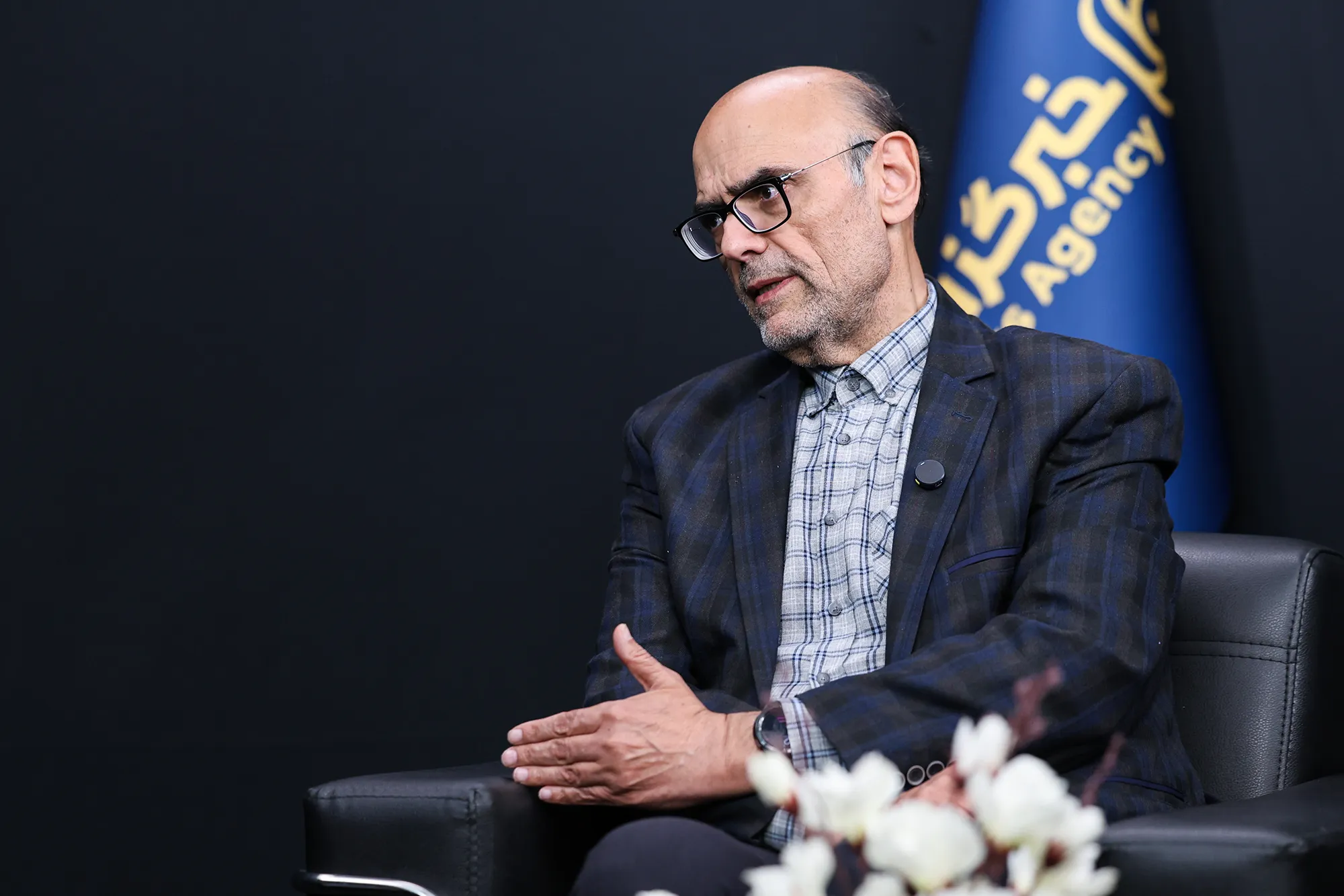 علیرضا لادن مقدم