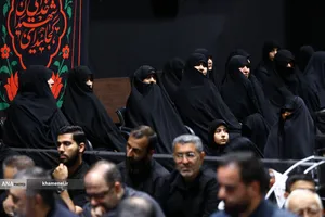 دومین شب مراسم عزاداری حضرت اباعبدالله الحسین(ع) از طرف رهبر انقلاب