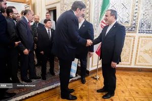 دیدار سید عباس عراقچی وزیر امور خارجه با سفرا و روسای نمایندگی&zwnj;های خارجی و بین&zwnj; المللی