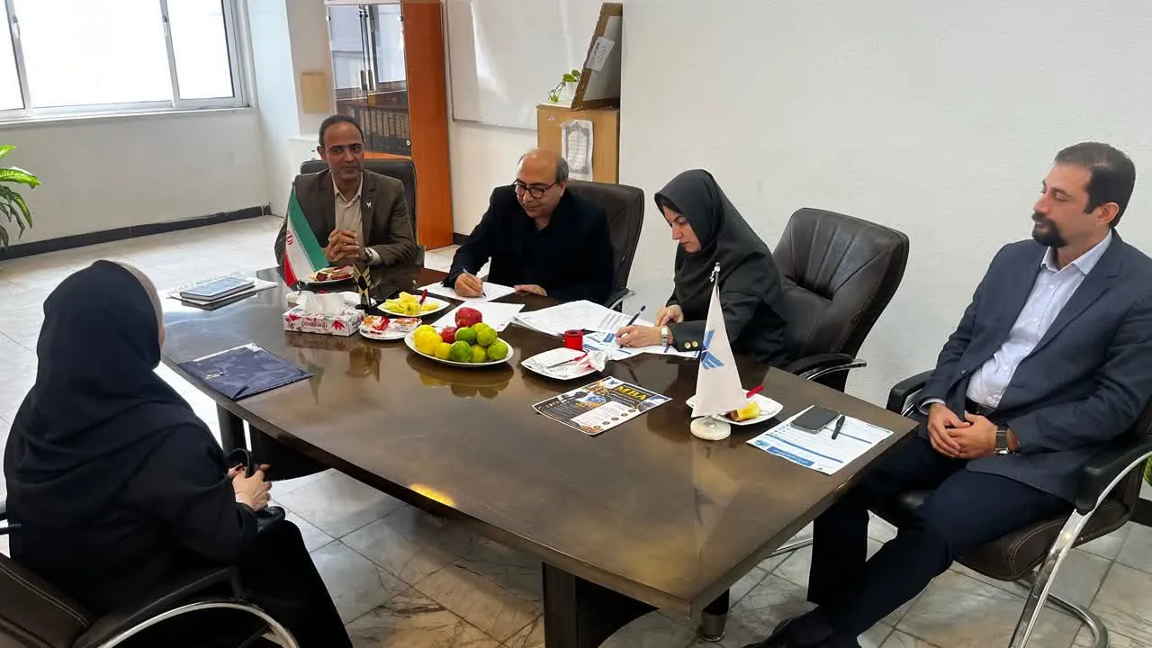 هتلداری