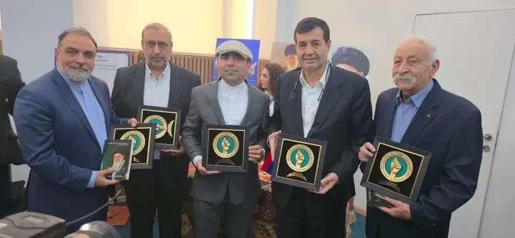رونمایی