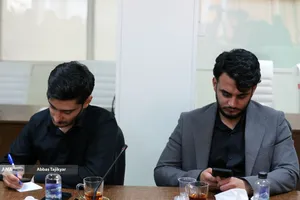 نشست علمی سویه&zwnj;های نظری و معرفتی روایت&zwnj;پردازی از مراسم تشییع پیکر مطهر رهبر شهید 