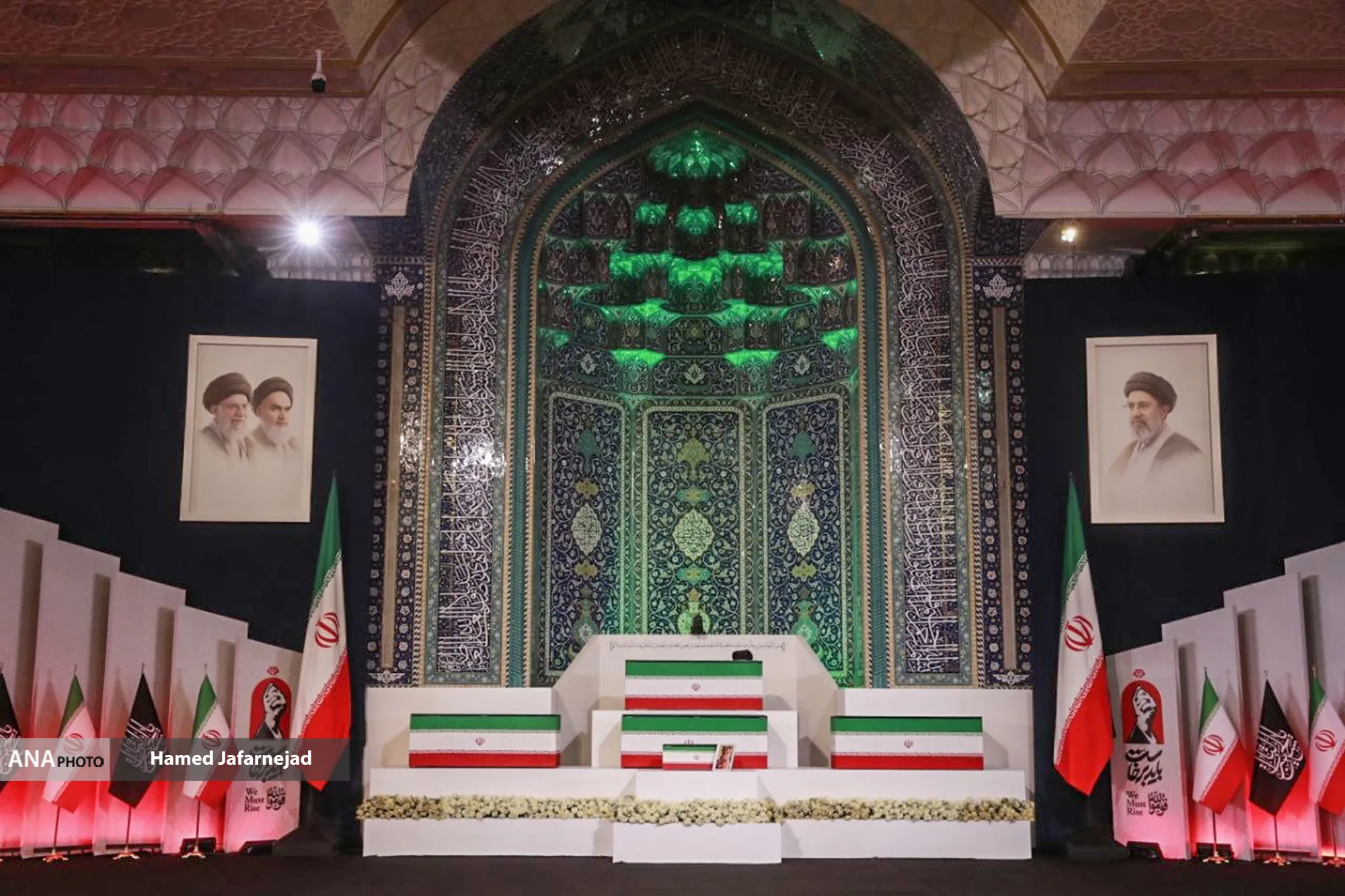 رهبر شهید انقلاب