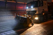 رونمایی از «فرچه برفروب» در معابر برفی تهران