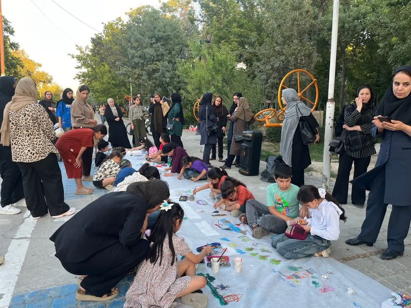 نقش وفاداری بر بوم سوگ؛ تجلی ارادت هنرمندانه دانشآموزان سمایی به امام شهید نقش وفاداری بر بوم سوگ؛ تجلی ارادت هنرمندانه دانشآموزان سمایی به امام شهید