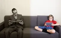 شکاف نسل‌ها در ایران؛ از چالش تا فرصتی برای گفت‌وگو