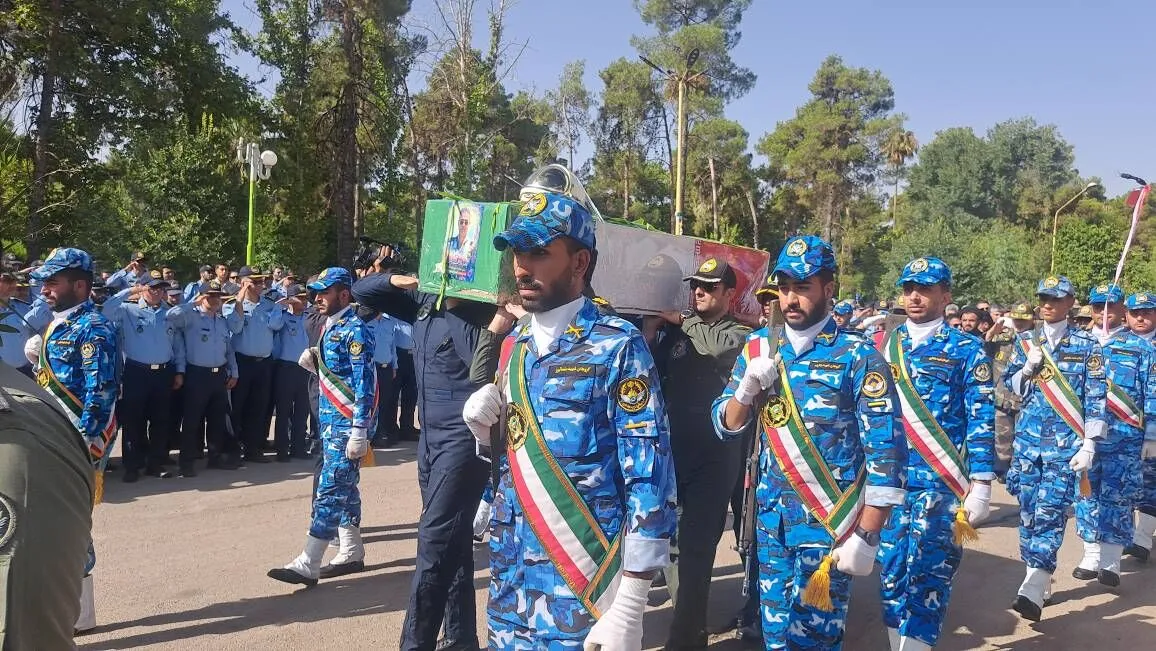 شهید امیر سرتیپ دوم خلبان مجید کاظمی
شهید خلبان مجید کاظمی