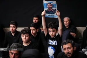 مراسم عزاداری شام غریبان حسینی (ع) در حسینیه امام خمینی