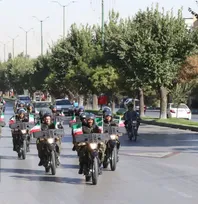 رژه اقتدار خودرویی و موتوری سربازان وطن در مازندران