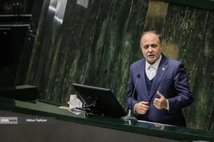 تقدیم لایحه بودجه ۱۴۰۵ توسط رئیس جمهور به مجلس