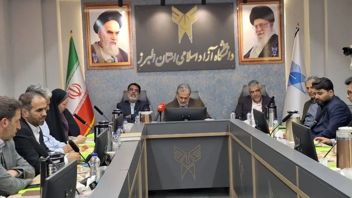 تحول و نوآوری ۲ برنامه محوری دانشگاه آزاد
