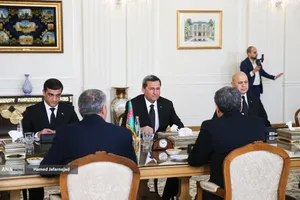 نشست سیدعباس عراقچی وزیر امورخارجه و رشید مردوف وزیر امور خارجه ترکمنستان 