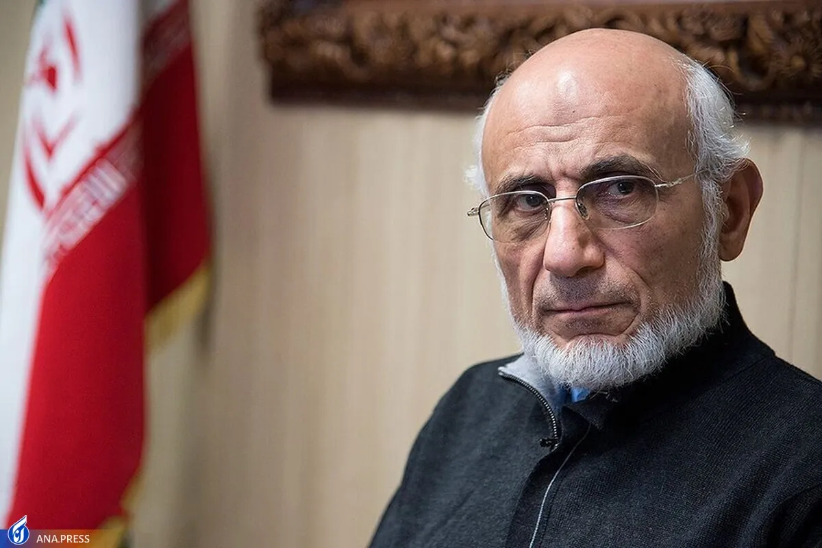 دانشگاه‌ها برای تامین بودجه خود با بخش صنعت همکاری کنند
