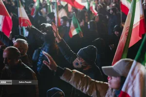 اجتماع بیعت مردم با رهبر سوم انقلاب اسلامی
