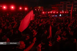 عزاداری محرم در میدان انقلاب اسلامی
