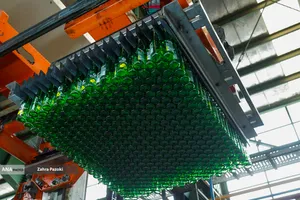 کارخانه شیشه