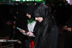 اقامه نماز استغاثه به امام زمان زمان(عج) - چهارراه نبرد خیابان پیروزی