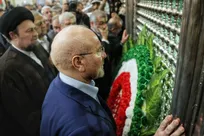 رئیس و نمایندگان مجلس با آرمان‌های امام(ره) تجدید میثاق کردند