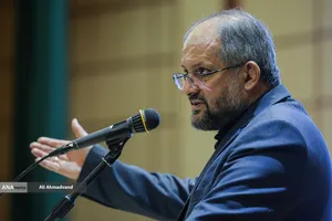 فرزاد جهان&zwnj;بین معاون فرهنگی و دانشجویی دانشگاه آزاد اسلامی