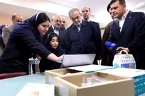 بازدید رئیس‌جمهور از مدرسه هوشمند فرزانگان شهریار/ تهران پیشتاز تحول آموزشی کشور