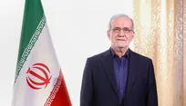 پزشکیان: ایران برای نسل‌های آینده وام‌دار خدمات علمی پروفسور ثبوتی است