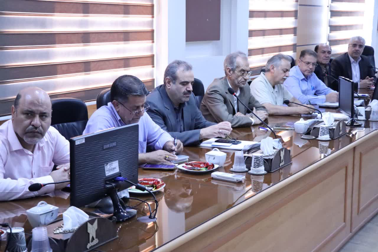 از تشکیل حلقههای مباحثاتی تا تبیین عالمانه آموزههای دینی در کلاسهای درس از تشکیل حلقههای مباحثاتی تا تبیین عالمانه آموزههای دینی در کلاسهای درس