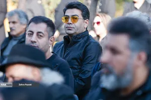 مراسم تشییع پیکر عنایت بخشی 