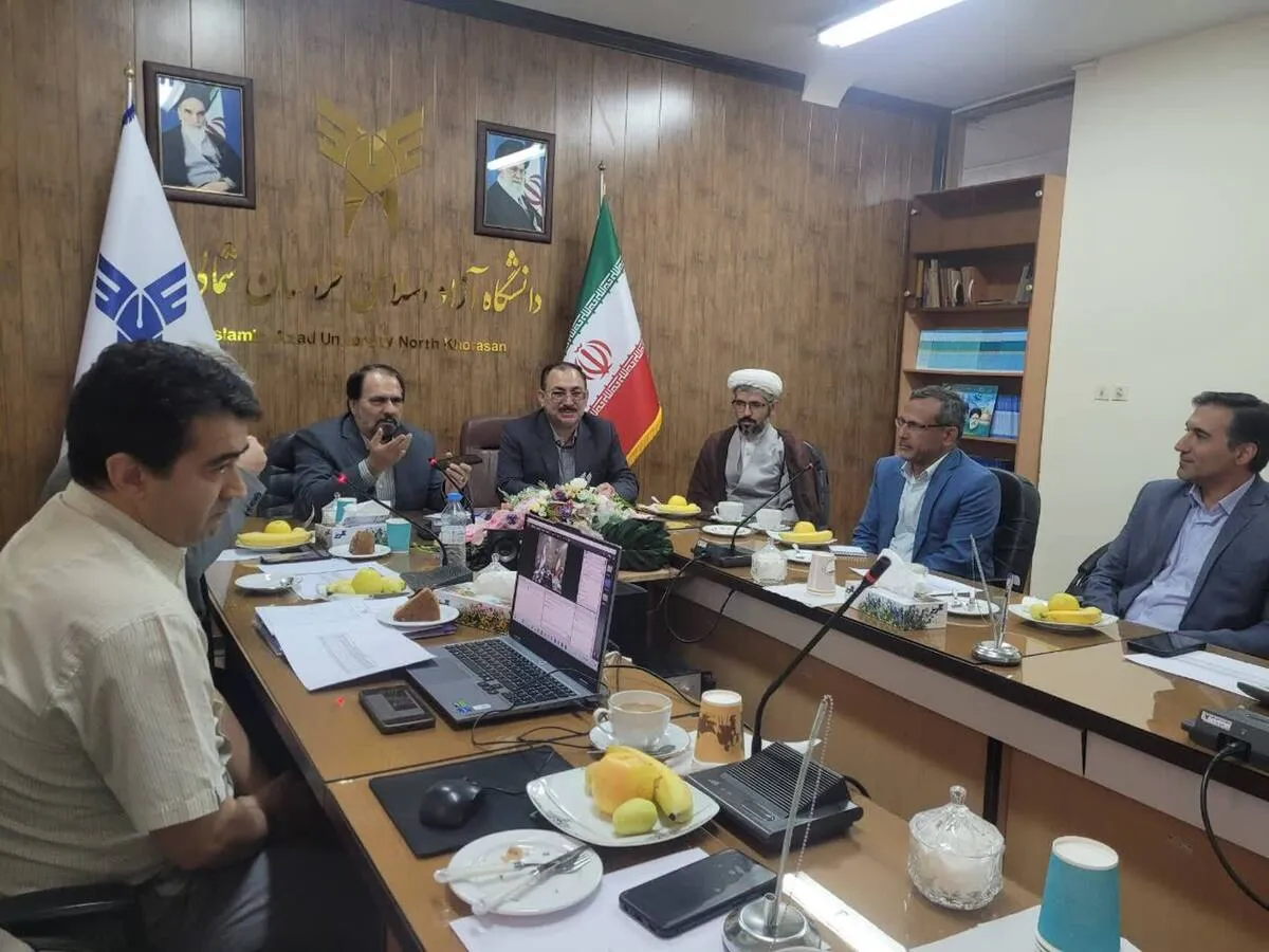 نمایش اقتدار در چهل‌وسومین سال تأسیس دانشگاه آزاد